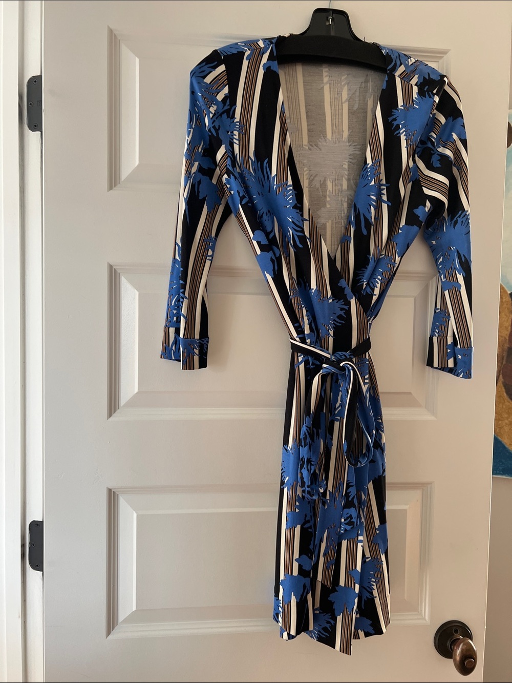 Diane Von Furstenberg Black, wrap around Cream and Blue Striped Floral Wrap